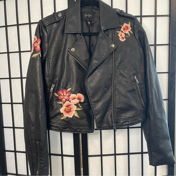 Jessica Simpson Floral Embroidered Black Leather Jacket M- Like New! - Picture 2 of 6